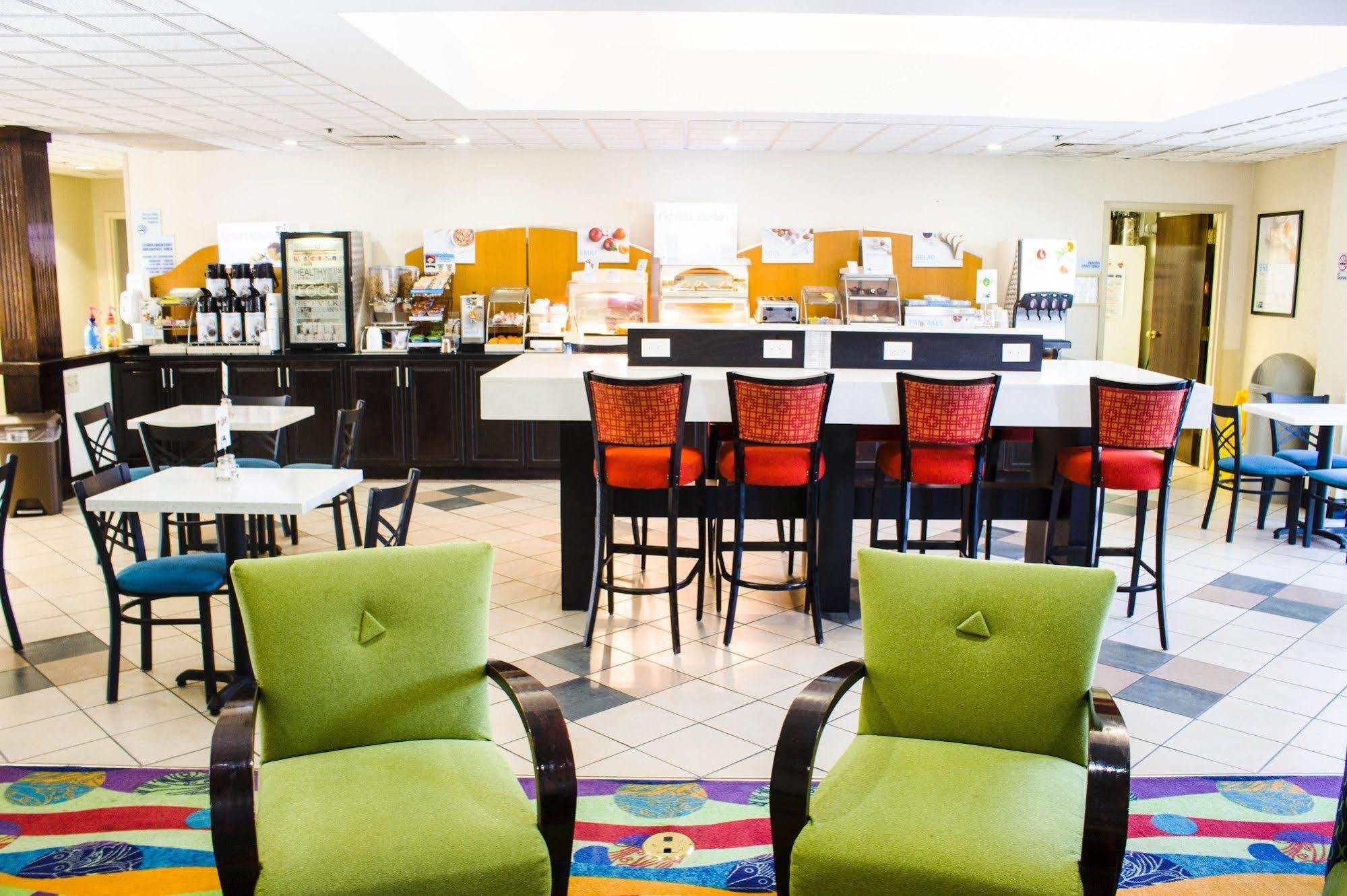 Holiday Inn Express & Suites - Morehead City By Ihg Esterno foto