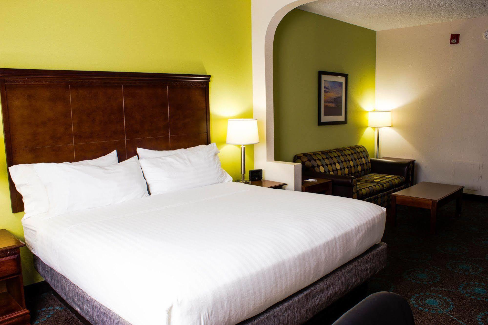 Holiday Inn Express & Suites - Morehead City By Ihg Esterno foto